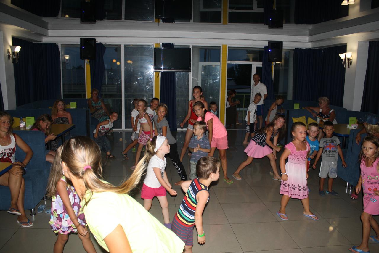 Green Hotel-Club Zatoka Zewnętrze zdjęcie