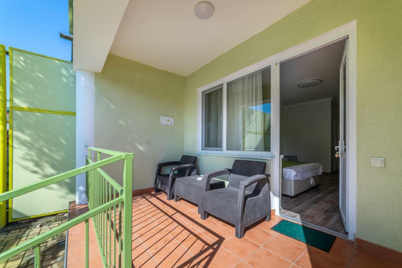 Green Hotel-Club Zatoka Zewnętrze zdjęcie